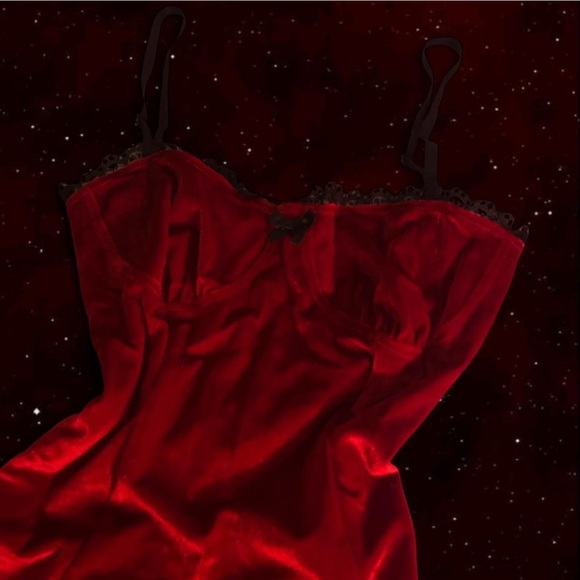 2 Red Floral Dresses Size M - Picture 3 of 6